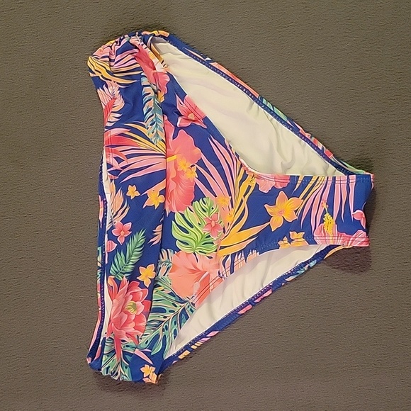 💙NWT STYLISH SWIMWEAR 2 PIECE SWIMSUIT - Picture 7 of 11